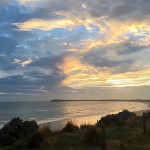 中国男人插继女阴部视频
